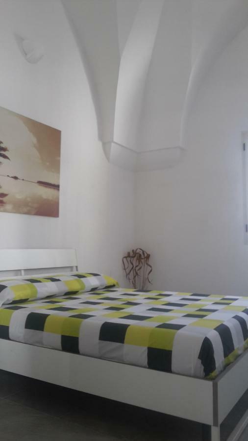 Casa vacanze "Lu Santu" Campi Salentina Esterno foto