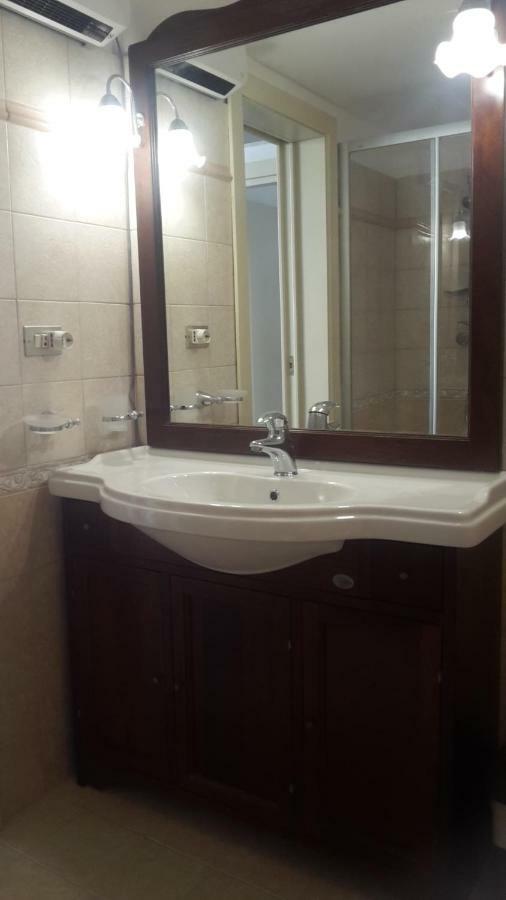 Casa vacanze "Lu Santu" Campi Salentina Esterno foto